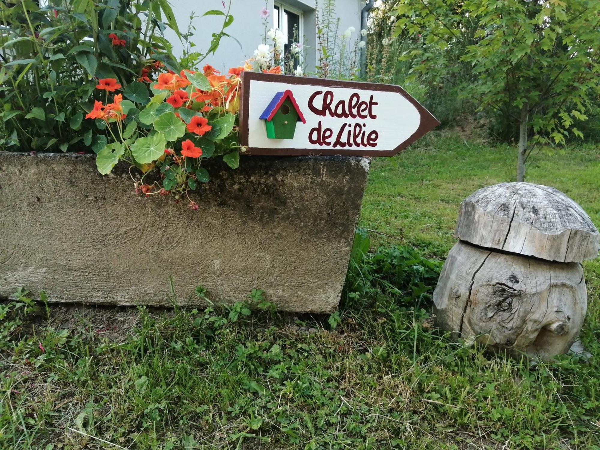 Le Chalet De Lilie Bassignac Luaran gambar